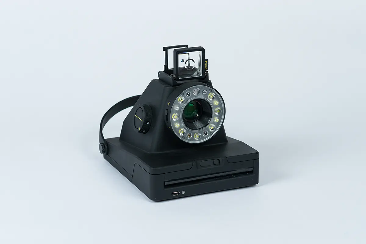Polaroid impossible Camera